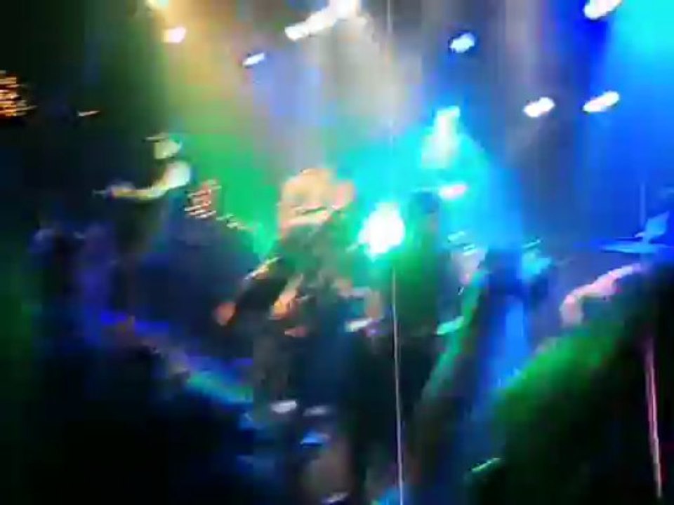 BLACK VEIL BRIDES - Rebel love song live trabendo 5.04.2013