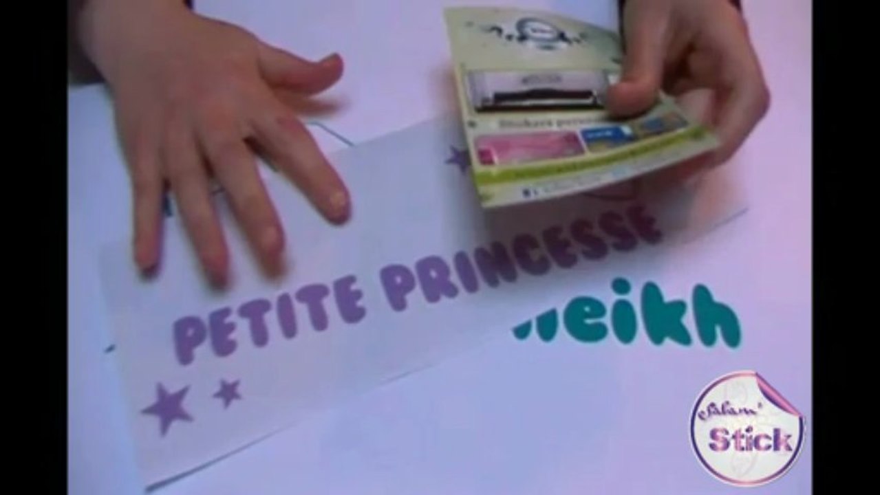 Comment poser un sticker ?