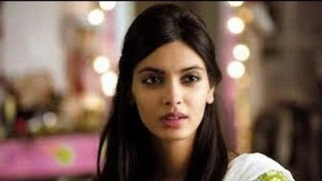 Diana Penty Wins 'Face of the Year Award' @ Grazia Young Fashion Awards 2013