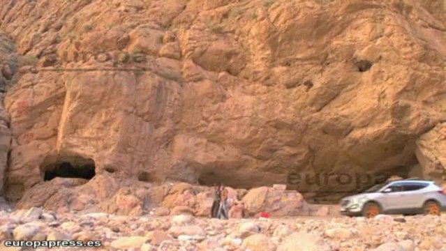 La caravana infantil 'El desierto de los niños' regresa de su viaje solidario por Marruecos