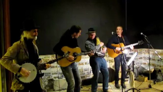 Jambalaya -côté cour (ancien site de l'Arsenal de Tarbes) - 04.04.2013