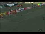 TeleFama.com.ar Matías Defederico le dedicó un gol a Cinthia Fernández y su bebé