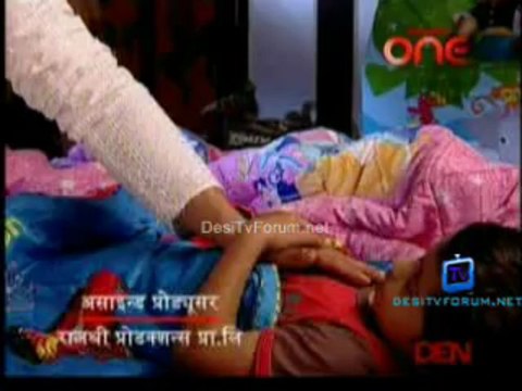 Jhilmil Sitaron Ka Aangan Hoga 8th April 2013 Video Watch pt1