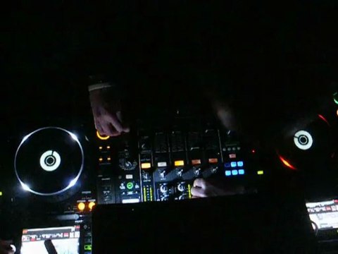 Gala Telecom Paristech 2013 @ River's King (Paris) with Ian Osborn & Nicolas Francoual