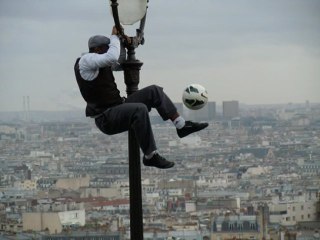 Andrée RAYBAUD : Le Ballon