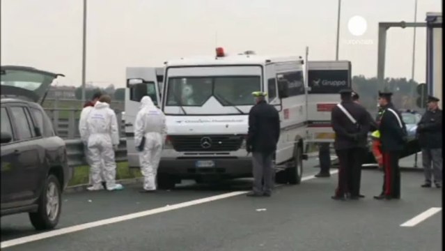 Como: rapina a un portavalori in autostrada, 10 milioni...