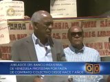 Jubilados del Banco Industrial de Venezuela protestan por falta de contrato colectivo desde hace 7 años