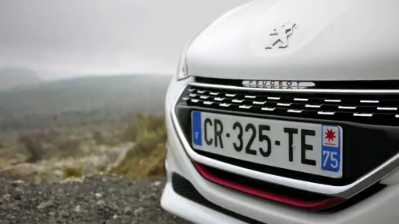 Essai Peugeot 208 GTi par diisign