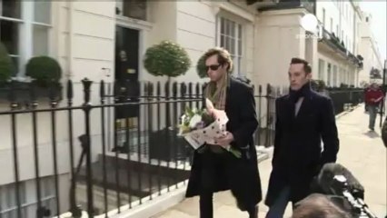 Il tributo popolare a Margaret Thatcher