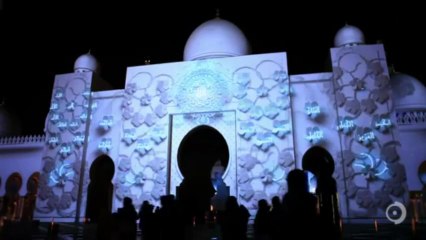 The Sheikh Zayed Grand Mosque Light Show
