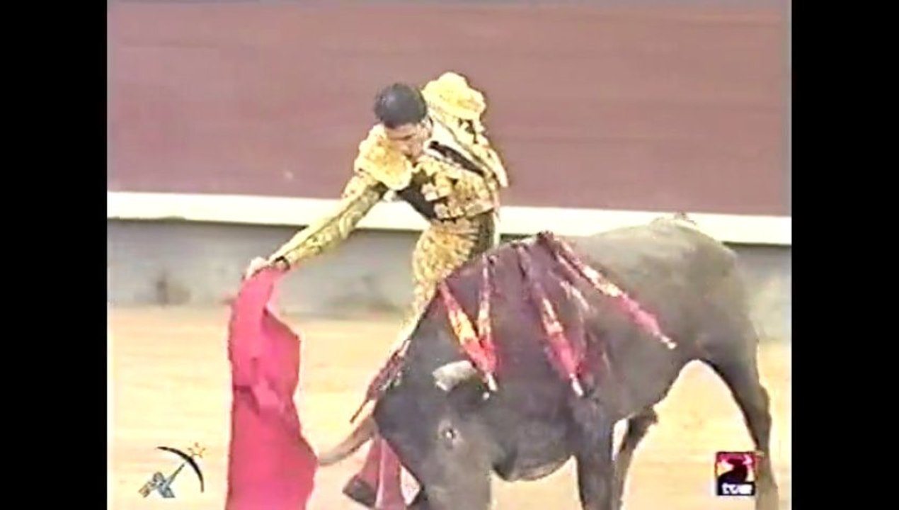 Uceda Leal 2 oreja y puerta grande