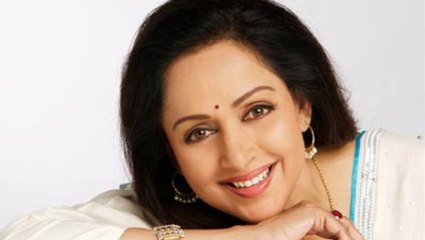 Working With Older Actors Boosts Career - Hema Malini