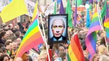 Thousands protest Putin's Amsterdam visit