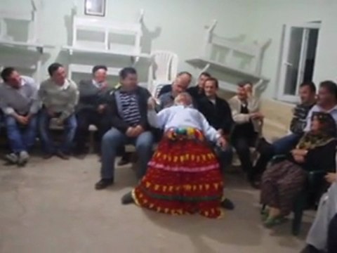 Ev Eğ Kst Şenpazar Yıldızlar Geçitti Köcek Ahmet ve Zurnacı Metin