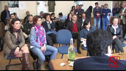 Napoli - Rapporto padri-figli: "Mo te lo spiego a papà" (08.04.13)