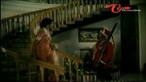 Gollapudi Maruthi Rao Caught To Jeevitha While Smoking