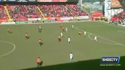 Gary Mackay-Steven : frappe Encore