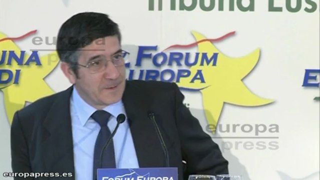 Patxi López ve bien la reunión de Rubalcaba con Mas