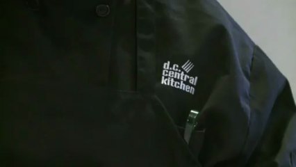 المطبخ يعيد إدماج السجناء السابقين في واشنطن