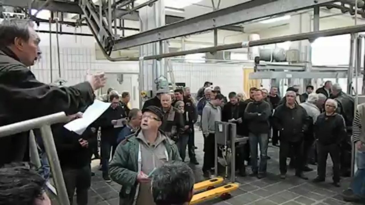 VESOUL : LE MATERIEL DE L'ABATTOIR AU FEU DES E...