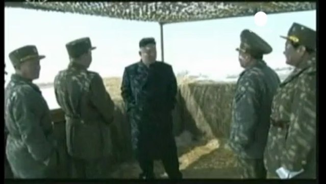 North Korea warns foreigners to leave South Korea