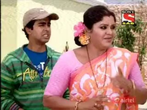 Hum Aapke Hai In Laws - 9th April 2013 pt2