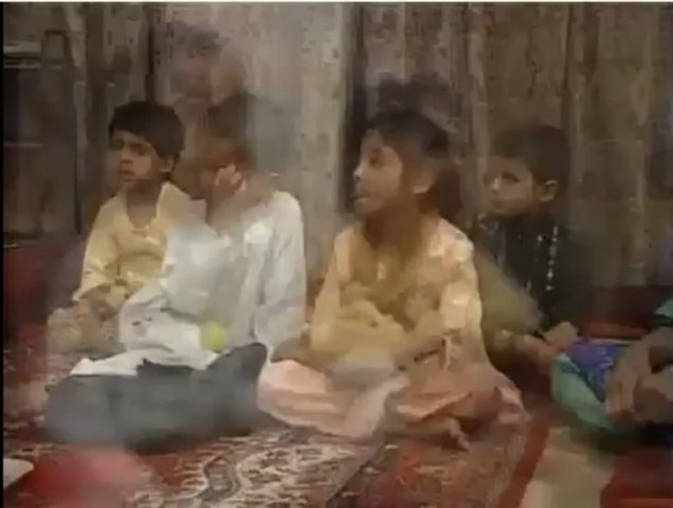 MQM attack on Tahir Plaza Karachi- Burnt Alive 7 people including a woman after locking them up.