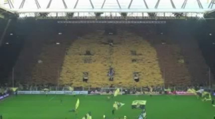 Best Tifo Ever - Borussia Dortmund Skull Tifo