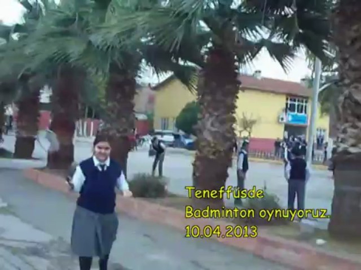 10.04.2013 - Badminton oynuyoruz