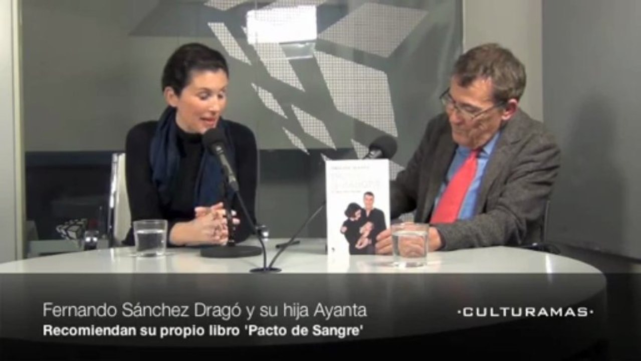 La Noche de los libros. Fernando Sánchez Dragó y su hija Ayanta recomiendan 'Pacto de sangre'