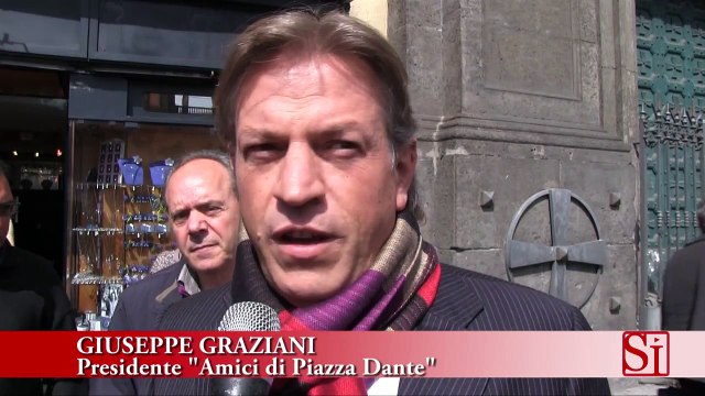 Napoli - Messa Piazza Dante in vista della serrata (09.04.13)