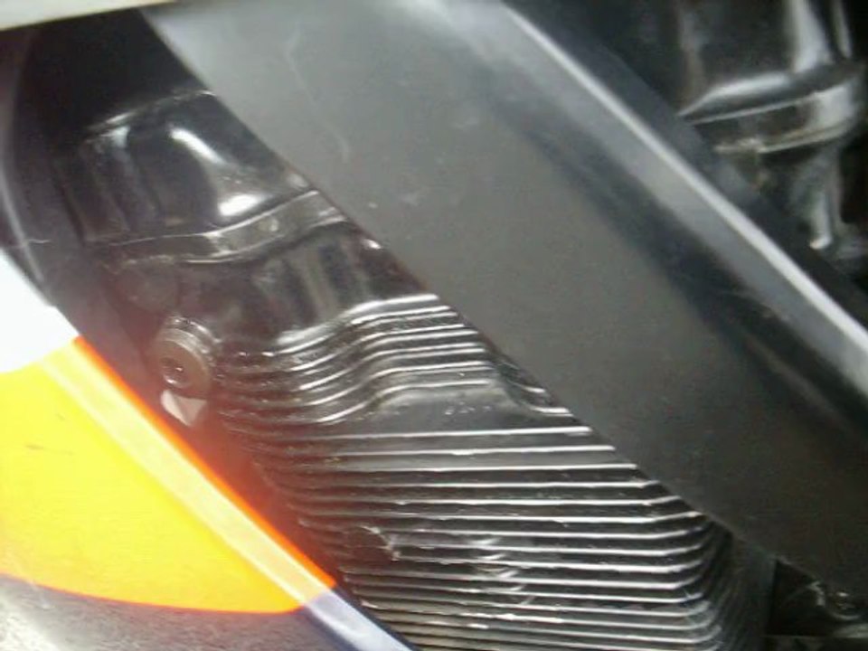 GSXF 750 DEMARRAGE ET RALENTI