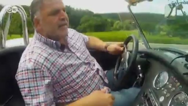 Classic sportscar - AC Cobra Shelby | Drive it!