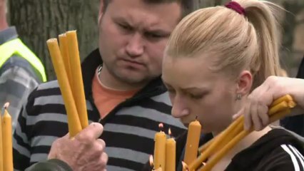 Obsèques des 13 victimes de la tuerie en Serbie