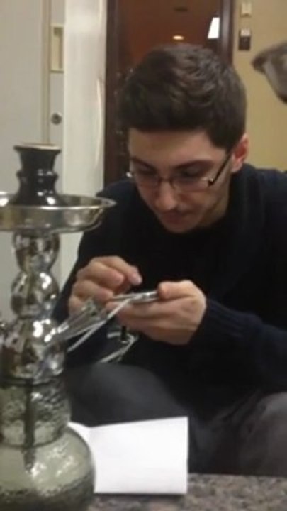 Une terrible reprise de Wayfaring Stranger avec un iPhone