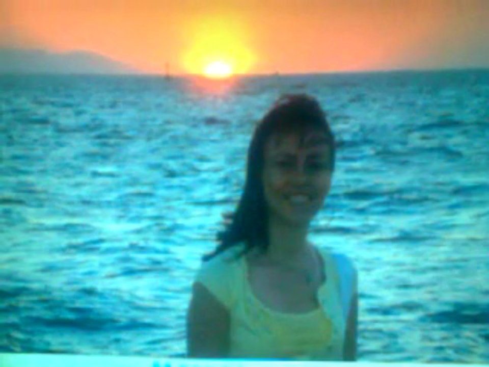 BİRSEN ÇALIŞKAN - BİR KIZIL GONCA