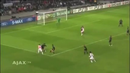 Luis Suarez incredible nutmeg vs. Alessandro Nesta (Champions League)