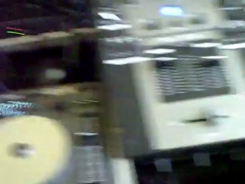 pti coup de sratch avec les platines a vitor ;)