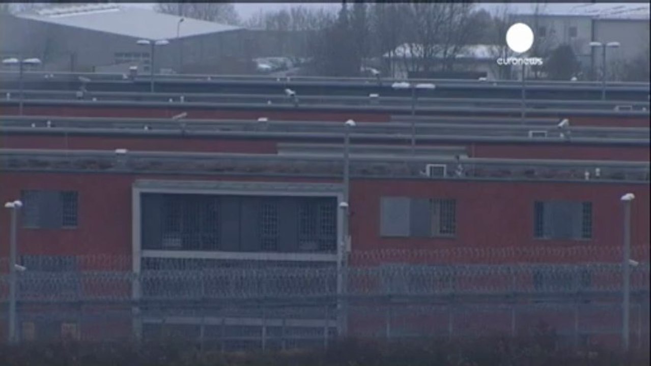 Germania: scovata in Assia una rete di neonazisti attiva...