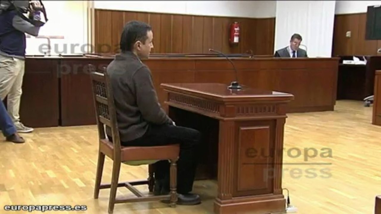 Bretón niega ante el juez que pegara a su hijo