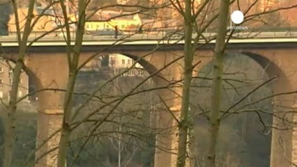 Luxembourg plans to ease banking secrecy laws