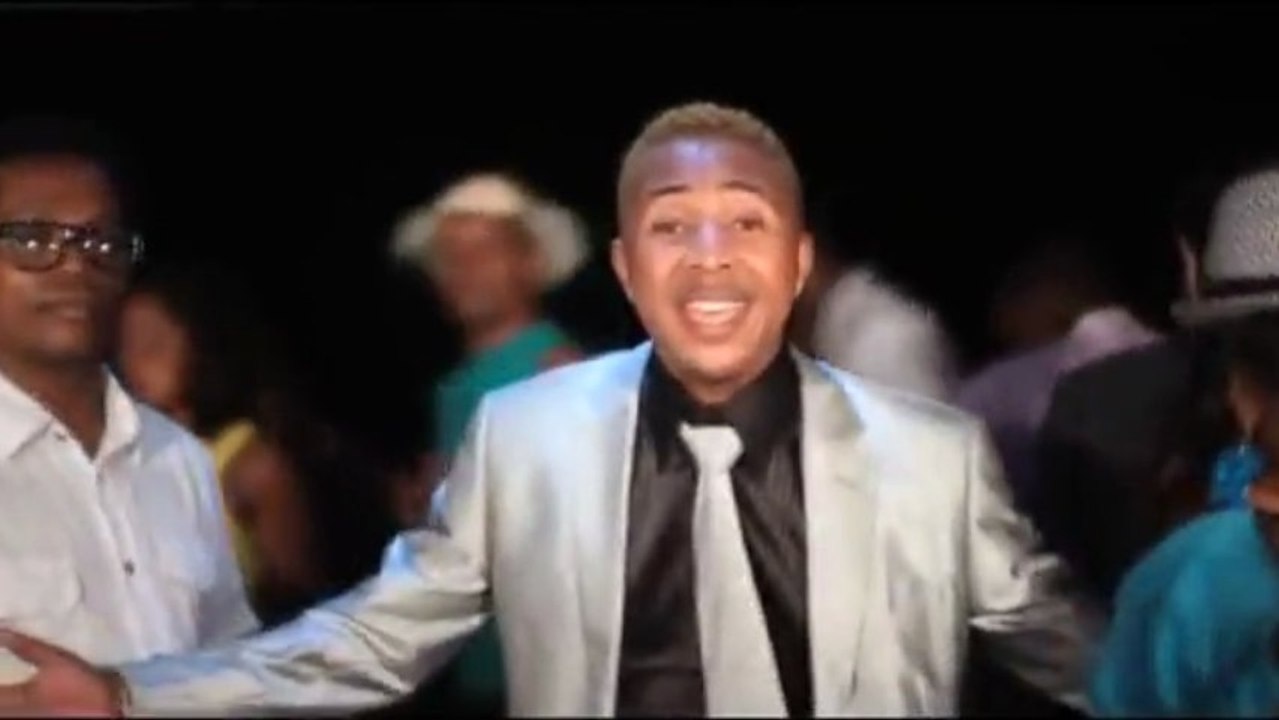 JEAN AIME  -  Vola Mafy Dôzy  (gasy 2013 - malagasy)