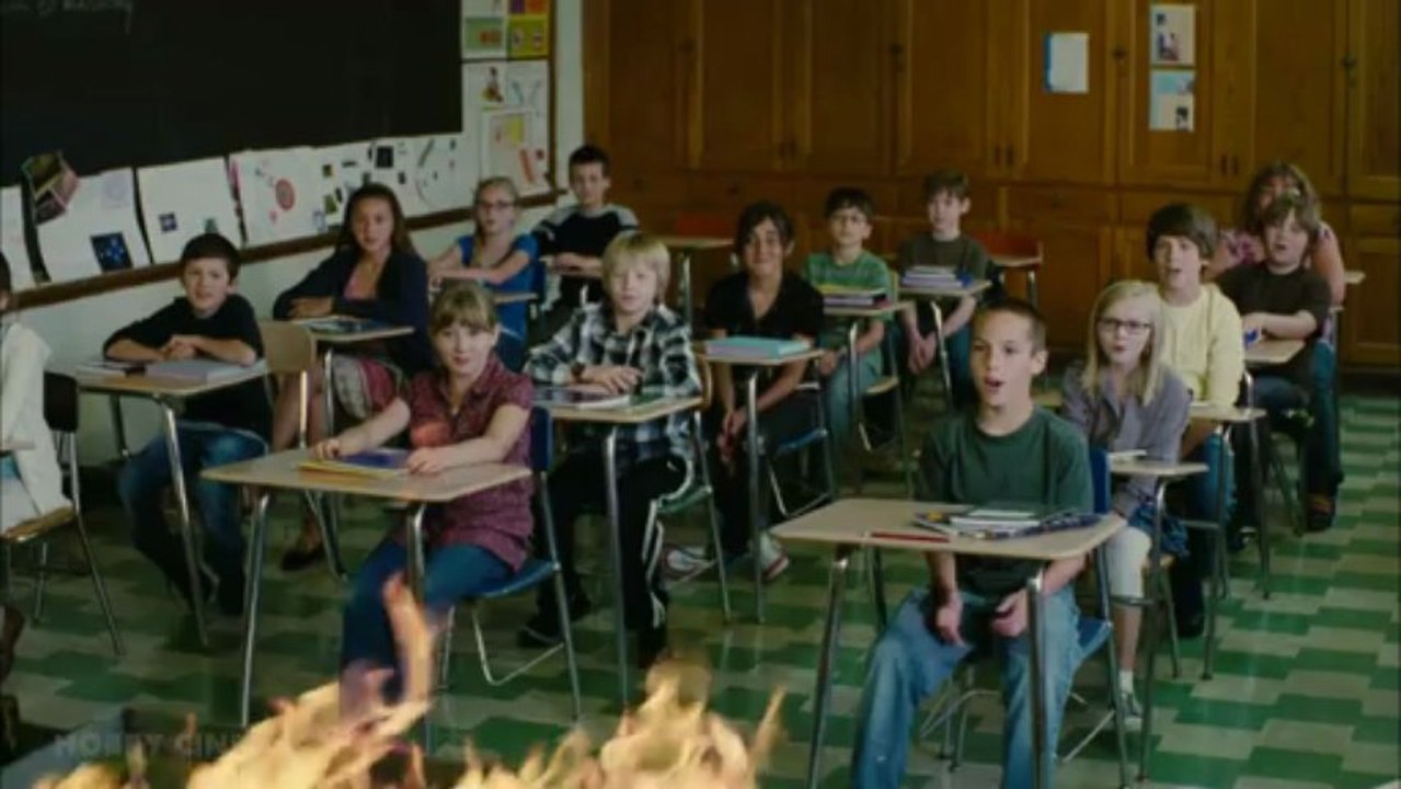 TIERRA PROMETIDA - TRAILER ESPAÑOL
