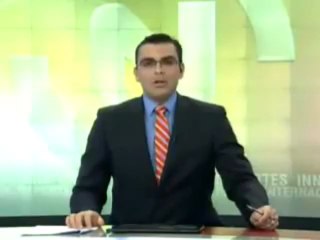 Maduro recorre Falcón en medio de marea roja