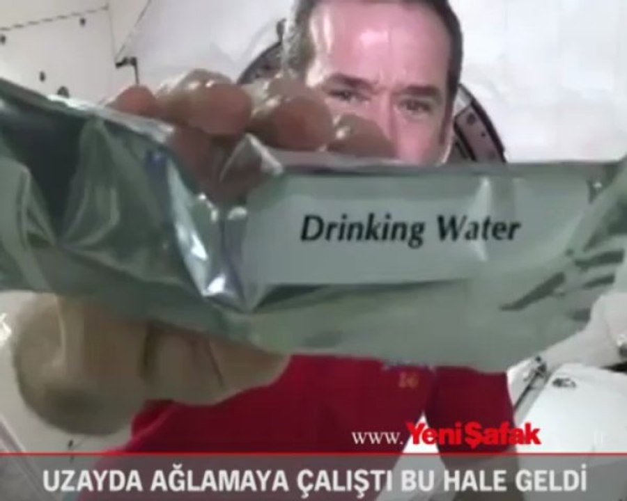 Uzayda ağlamaya çalıştı bu hale geldi