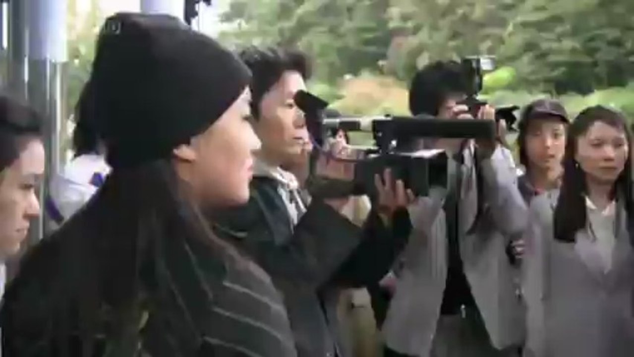 A_Love_to_Kill_01-001