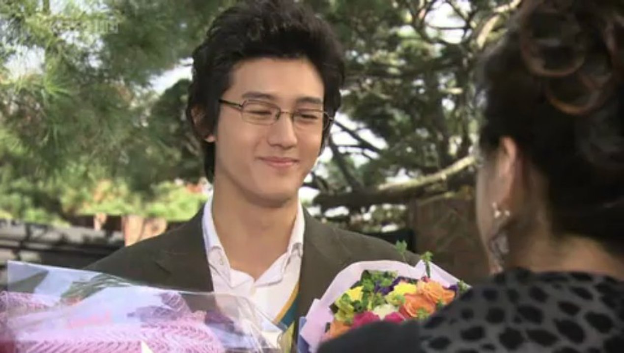 A_Love_To_Kill_06-001