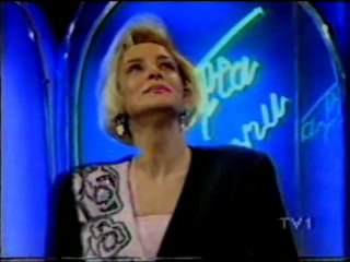 MERAL MANSUROĞLU - YAŞAMAK VAR ŞARKILARDA ÇAL EĞLEN