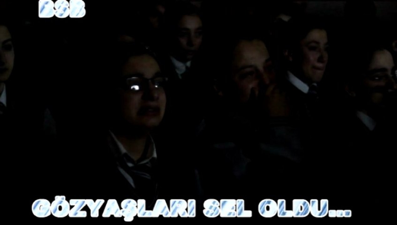 O'nun sevgisi gözyaşlarını sel etti