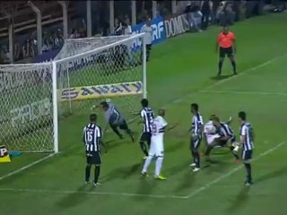 Скачать видео: São Paulo vira jogo contra União Barbarense e garante 1º lugar no Paulista